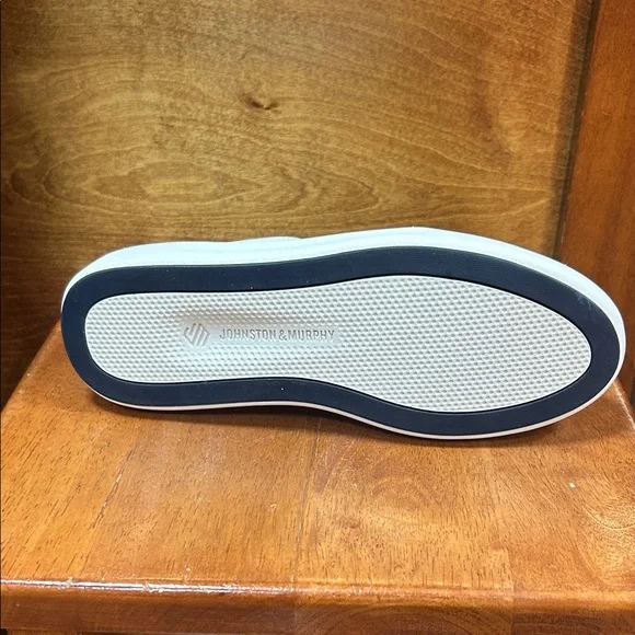 Johnston & Murphy White and Navy Sneakers - Picture 4 of 5